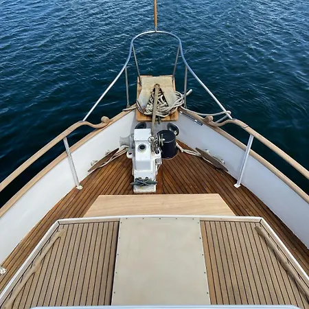 Nuit Insolite A Bord D Un Bateau * Caen